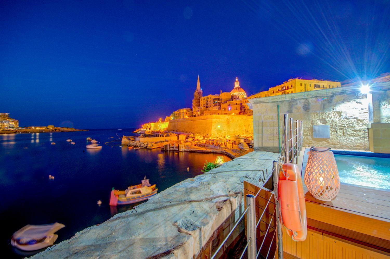 Valletta Waterfront Villa With Pool And Jacuzzi エクステリア 写真
