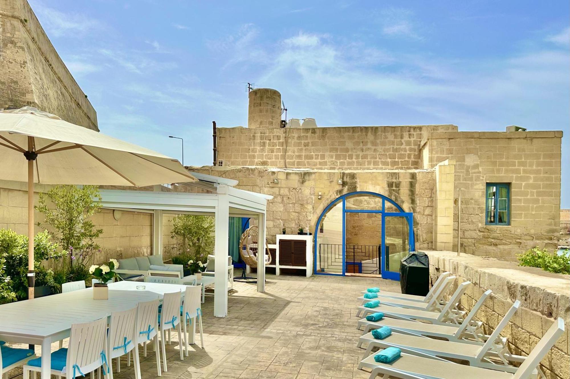 Valletta Waterfront Villa With Pool And Jacuzzi エクステリア 写真
