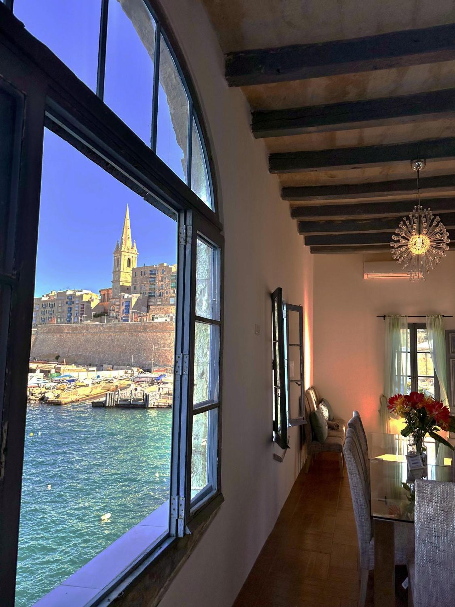 Valletta Waterfront Villa With Pool And Jacuzzi エクステリア 写真